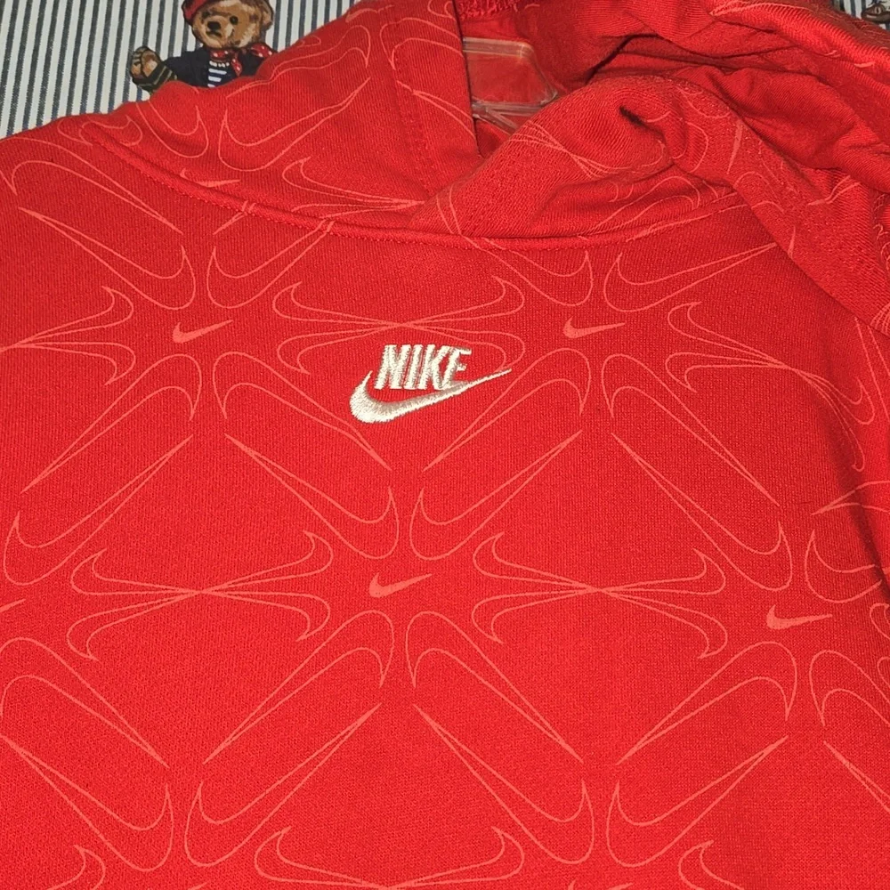 Nike Center Swoosh Check All Over Print Sweatshirt Hoodie Red Kids Large